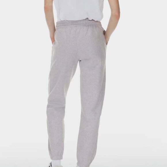 Share TNA Aritzia Sweatpants Extra Boyfriend Fleece Jogger Gray Womens M - Picture 9 of 10
